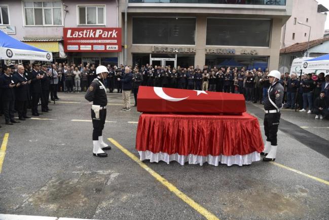 HAYATINI KAYBEDEN POLİS SON YOLCULUĞUNA UĞURLANDI