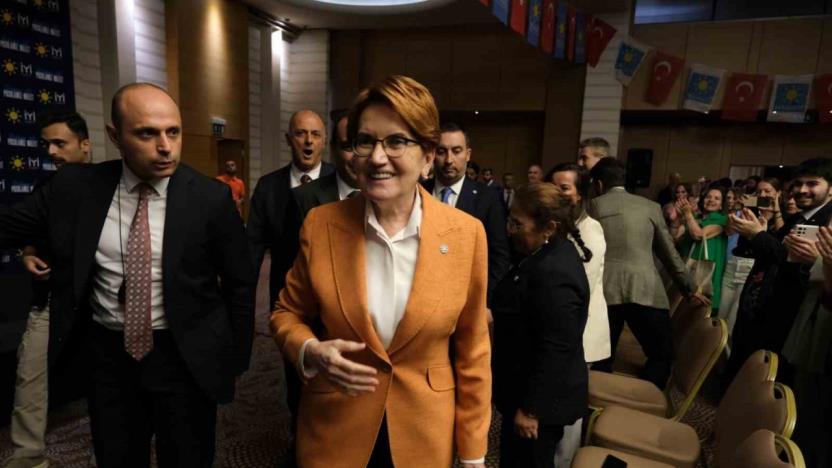 İYİ Parti Genel Başkanı Akşener, İzmir adayını açıkladı