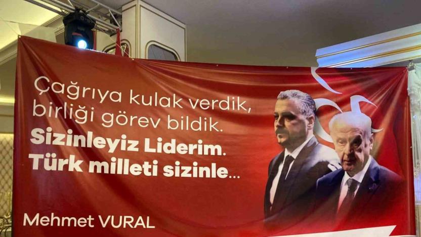 İYİ Parti’den istifa eden 62 üye MHP’ye katıldı