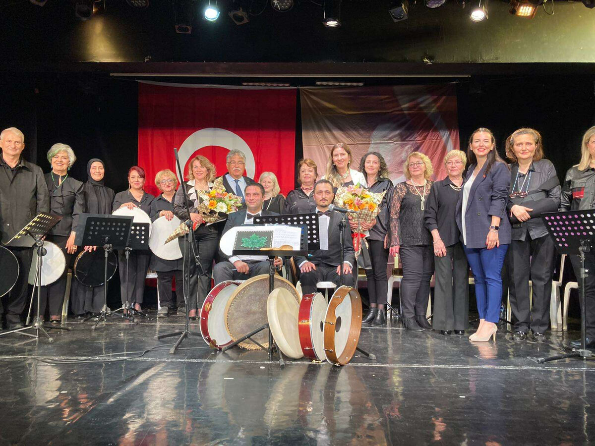 IZMEKte yil sonuna konserli performans - Marmara Bölge: Balıkesir Son Dakika Haberleri ile Hava Durumu