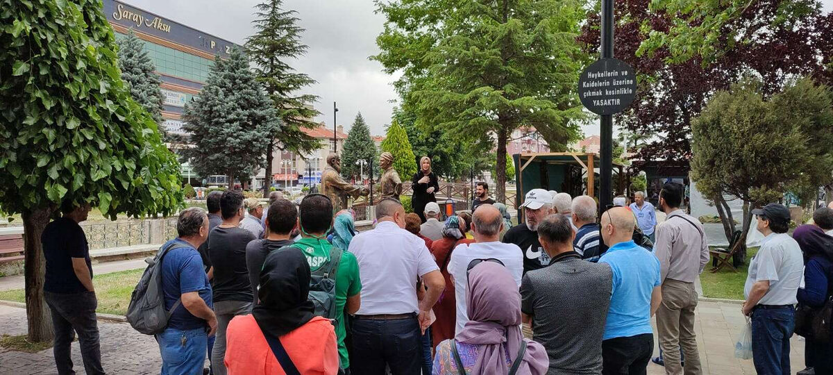 Isitme engelliler Aksehiri gezdi - Marmara Bölge: Balıkesir Son Dakika Haberleri ile Hava Durumu