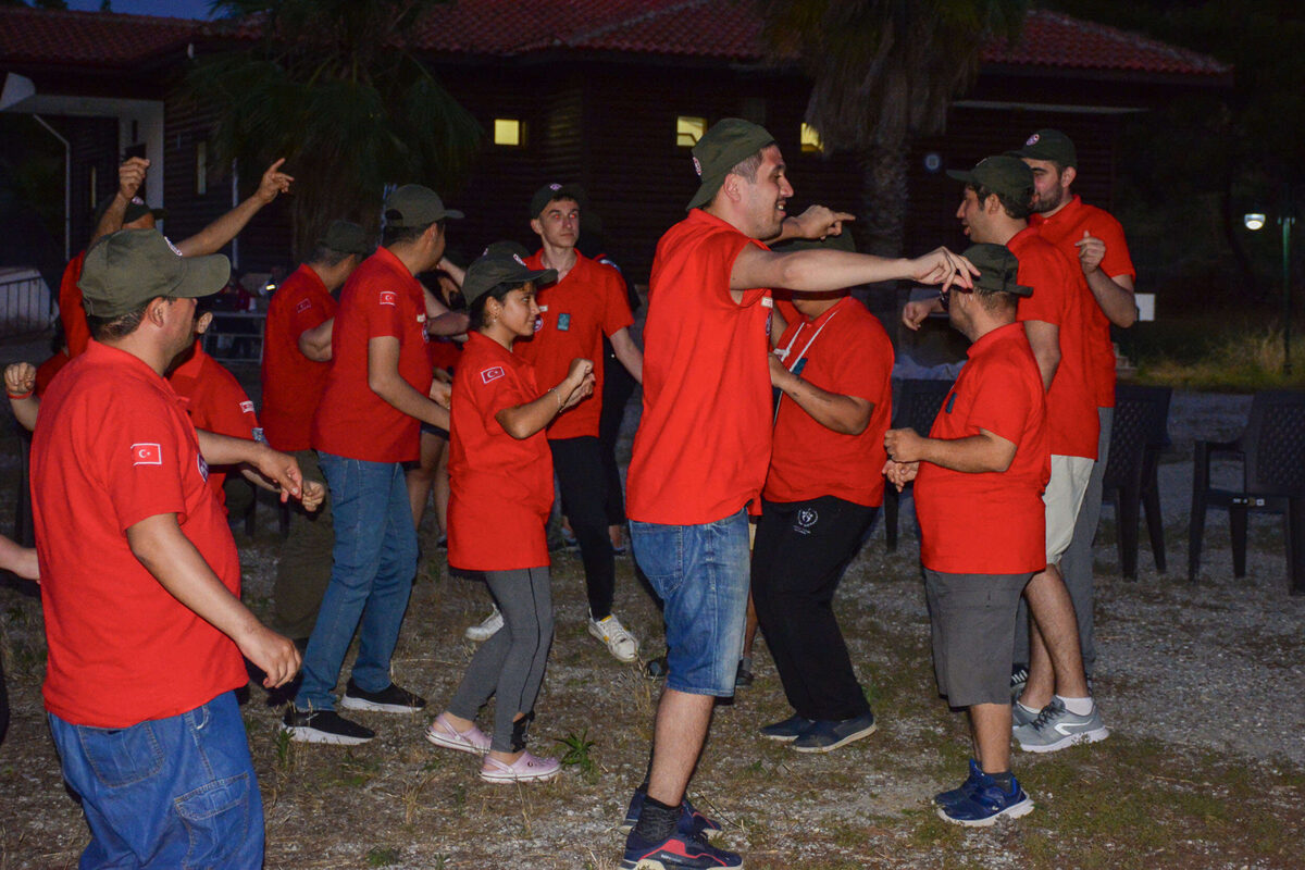 Izcilerden Asparanda engelsiz kamp keyfi - Marmara Bölge: Balıkesir Son Dakika Haberleri ile Hava Durumu