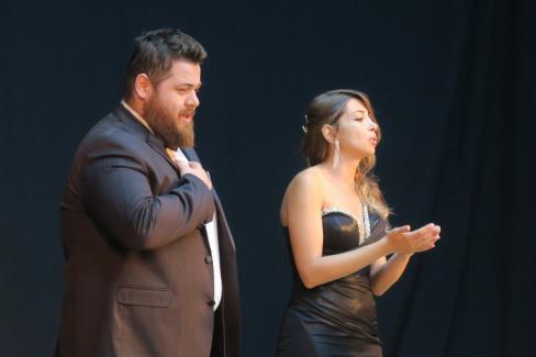 İzmir Foça’da opera akşamı