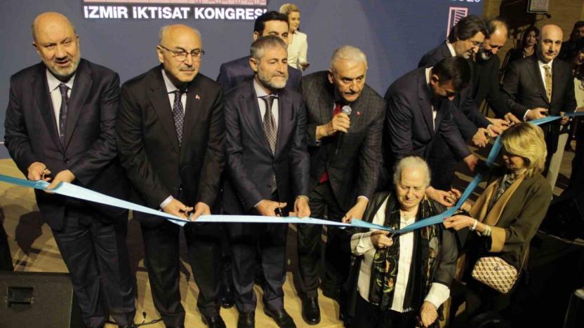 İzmir İktisat Kongresi binası 100 yıl sonra yeniden açıldı