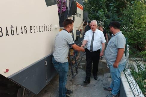 İzmir Karabağlar’da asfalt çalışmaları hız kesmedi