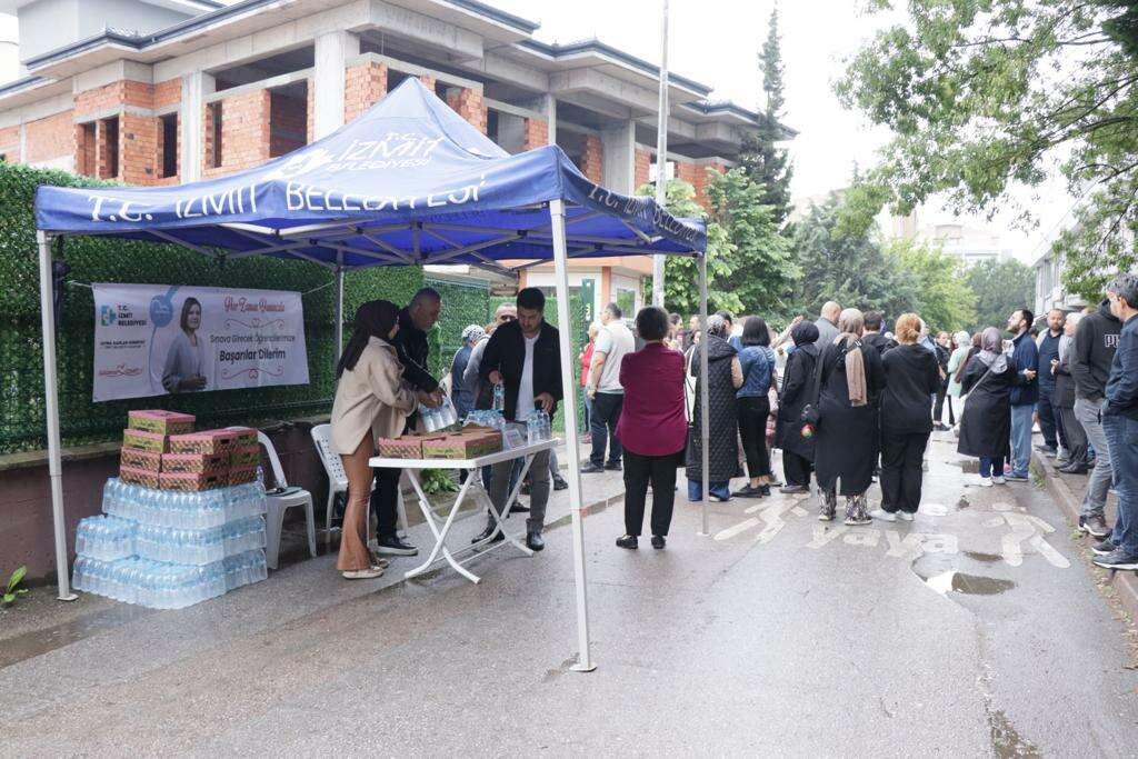 Izmit Belediyesi LGS gelenegini bozmadi - Marmara Bölge: Balıkesir Son Dakika Haberleri ile Hava Durumu