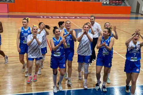 İzmit Belediyespor Kadın Basketbol