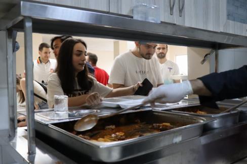 İzmit'te 'Anne Eli' bir dönemi daha kapattı