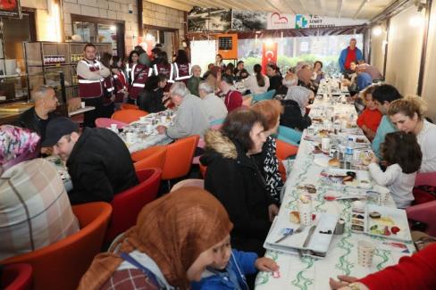 İzmit’te engelli dernekleri kahvaltıda buluştu