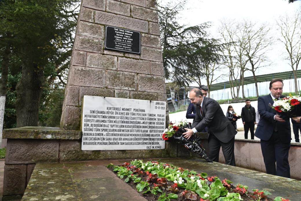 KURTDERELI MEHMET PEHLIVAN UNUTULMADI - Marmara Bölge: Balıkesir Son Dakika Haberleri ile Hava Durumu