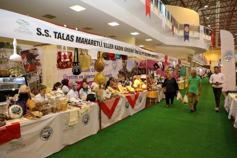 Kayseri Talas’ın yıldızı fuarlarda parlıyor