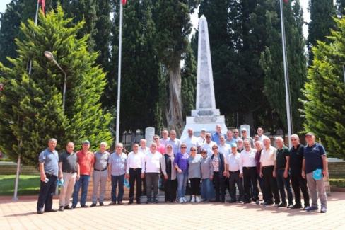 Kocaeli'nde muhtarlardan kentin kültürel yerlerine ziyaret