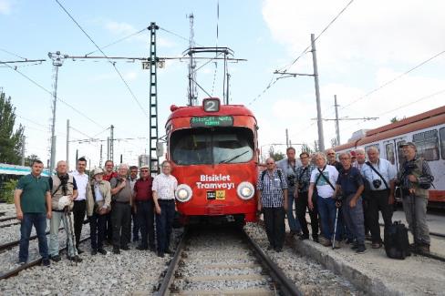 Konya’nın bisiklet tramvayı ilgi gördü