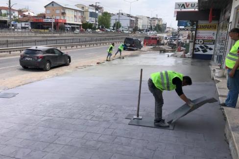 Körfez Caddeleri'nde hummalı çalışma