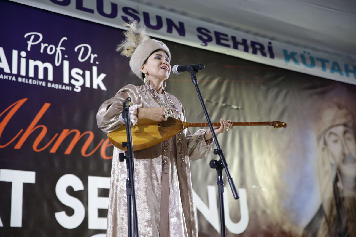 Kutahyada uluslararasi festivalde final gecesi - Marmara Bölge: Balıkesir Son Dakika Haberleri ile Hava Durumu