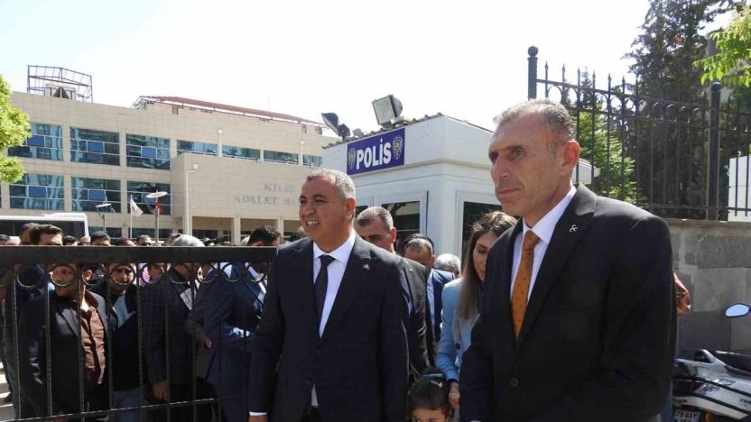 MHP Kilis Milletvekili Mustafa Demir, mazbatasını aldı