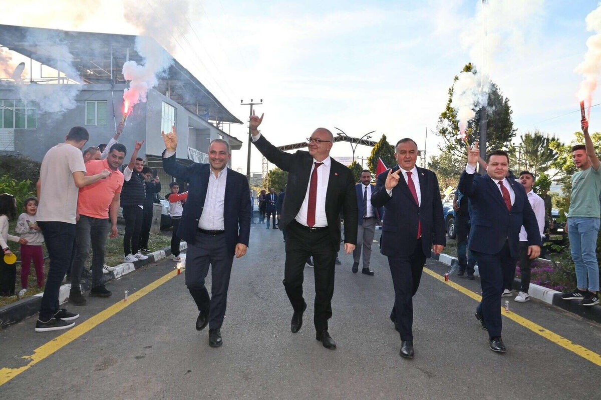 Manisa Buyukbelende mesalelerle karsilandilar - Marmara Bölge: Balıkesir Son Dakika Haberleri ile Hava Durumu