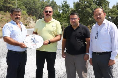 Manisa Gördeslilerden Büyükşehir’e yol teşekkürü