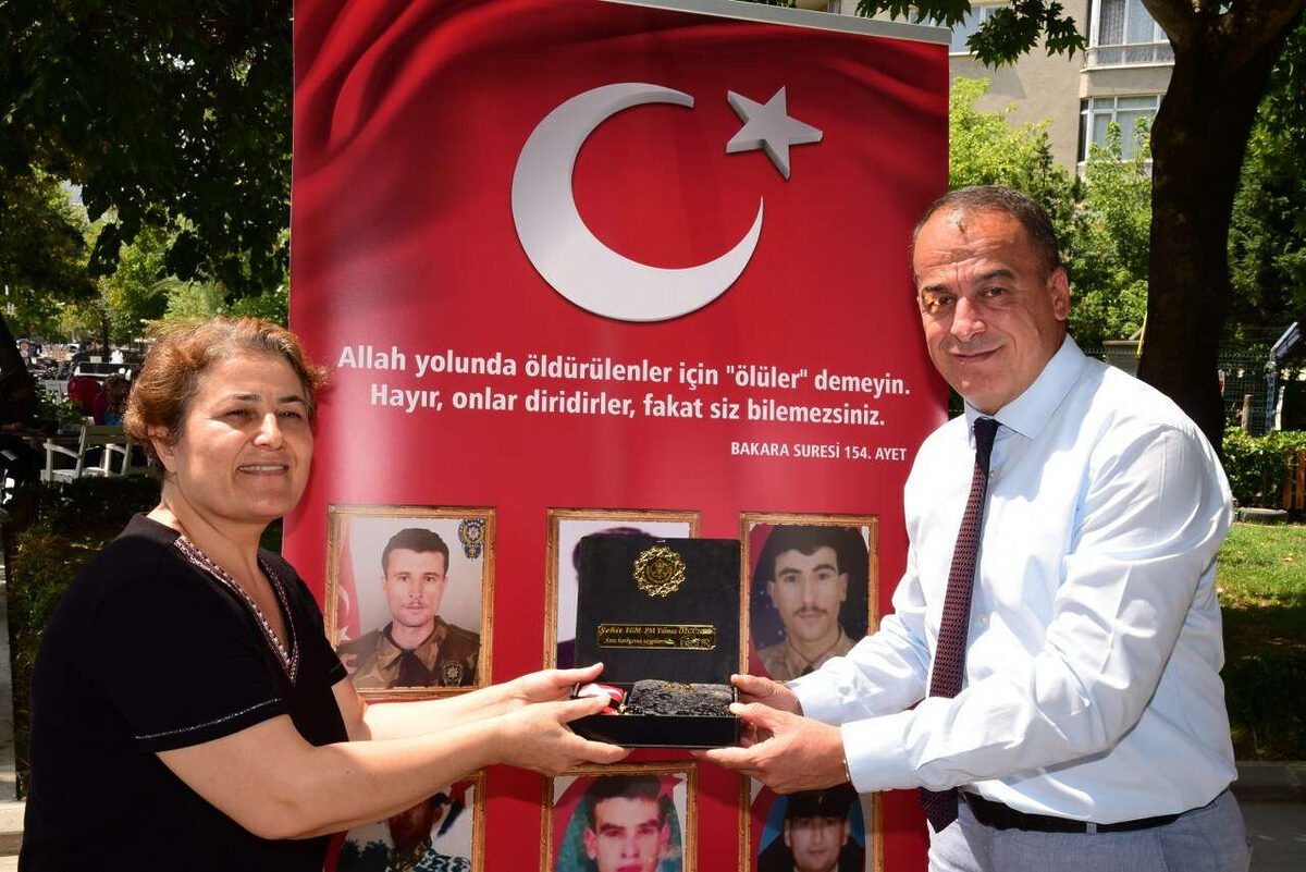 Manisa kahraman sehitlerini unutmuyor - Marmara Bölge: Balıkesir Son Dakika Haberleri ile Hava Durumu