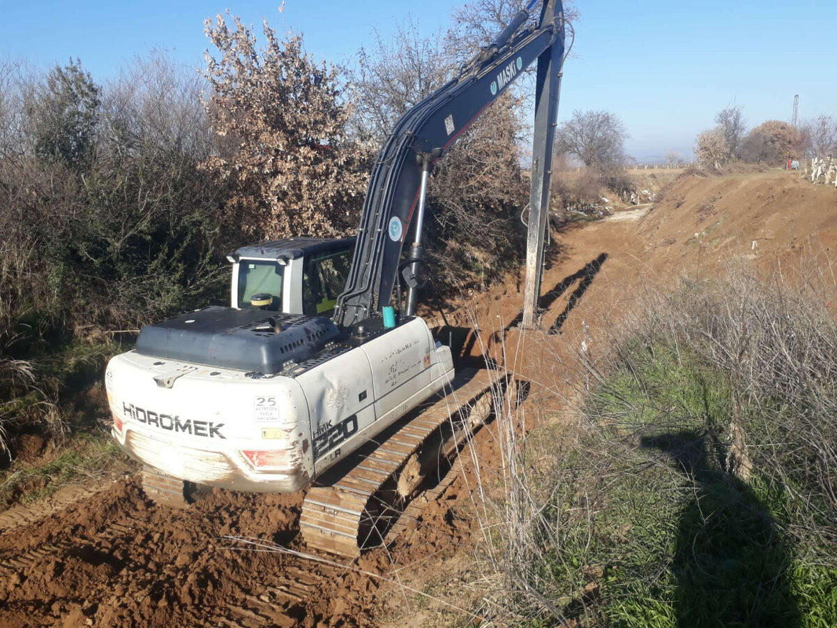 Manisada dere yataklari temizlendi - Marmara Bölge: Balıkesir Son Dakika Haberleri ile Hava Durumu