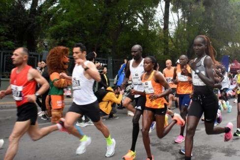 Maratonizmir’e rekor bağış bekleniyor