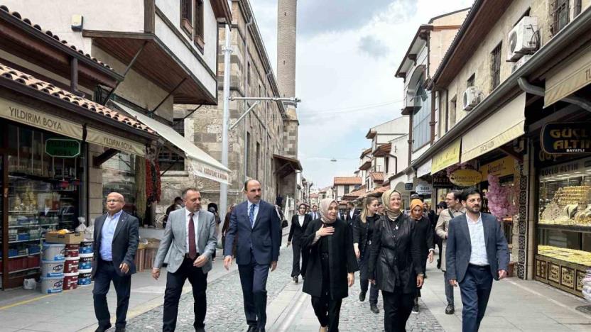 Milletvekilleri ve Başkan Altay’dan Bedesten esnafını ziyaret etti