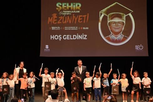 “Şehir Teknoloji Programı”ndan mezun