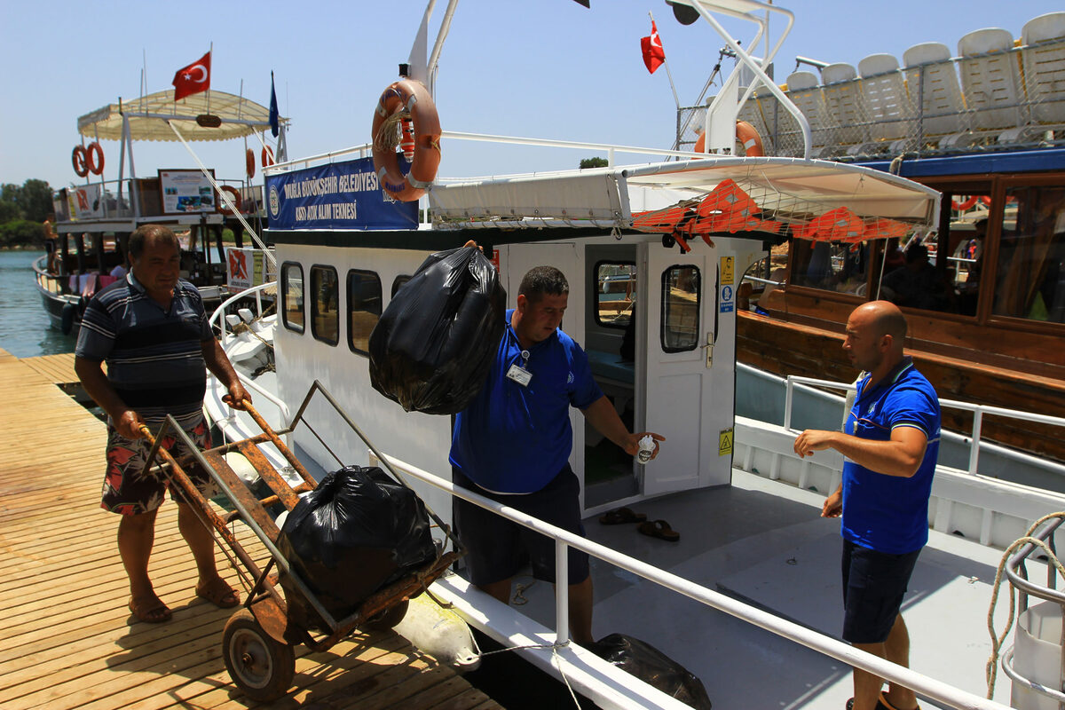 Muğla Büyükşehir Belediyesi, denizlerin