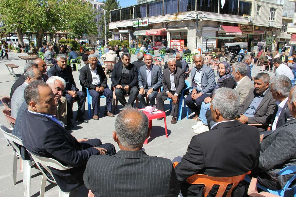 Muhammed Adak halkla bulustu - Marmara Bölge: Balıkesir Son Dakika Haberleri ile Hava Durumu