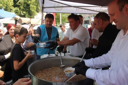 Sakarya Ferizli'de aşure bereketi