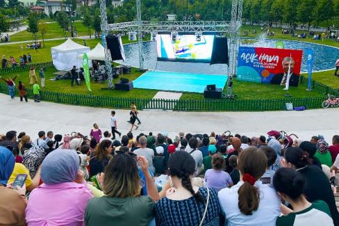 Sakarya’da çocuklar ve aileleri ‘Millet’te buluştu