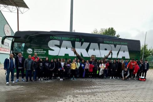 Sakaryalı sporcular Türkiye seçmeleri için Bursa’da