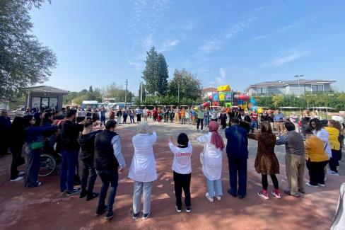 Sakarya'nın özel çocukları doğanın tadını çıkardı