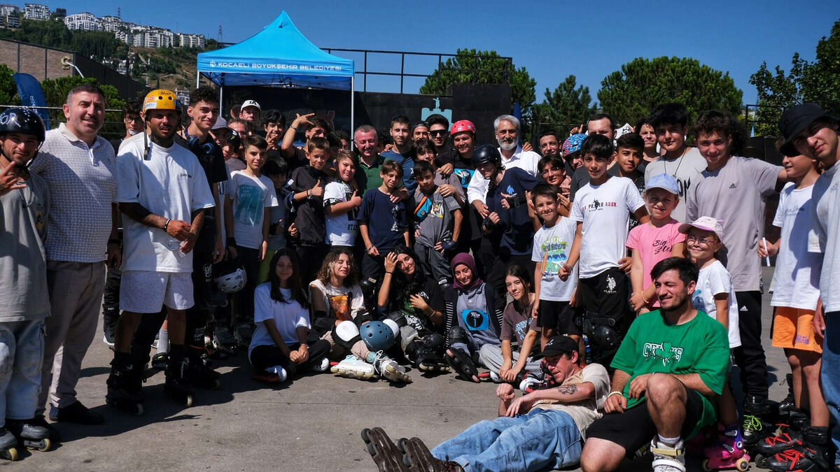 Skate Parkta adrenalin tavan yapti - Marmara Bölge: Balıkesir Son Dakika Haberleri ile Hava Durumu