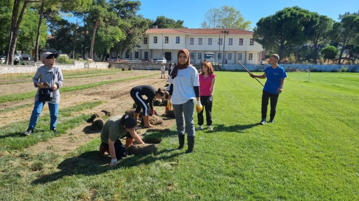 TARIM LISESI SEKTORE DEGER KATIYOR - Marmara Bölge: Balıkesir Son Dakika Haberleri ile Hava Durumu