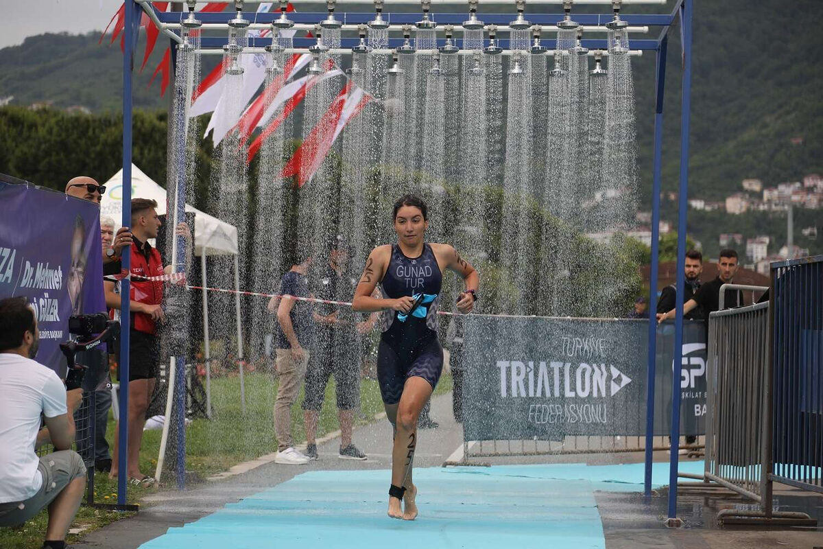 Triatlon sampiyonasi nefes kesti - Marmara Bölge: Balıkesir Son Dakika Haberleri ile Hava Durumu