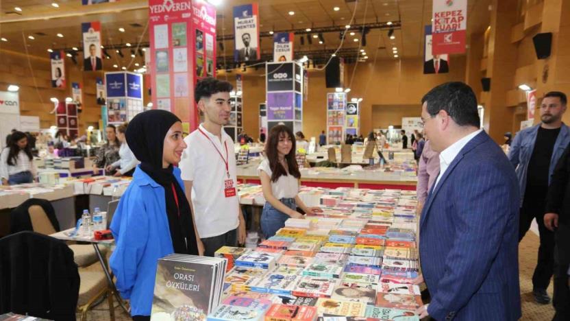 Tütüncü: “Binlerce kitap Antalyalı okurları bekliyor”