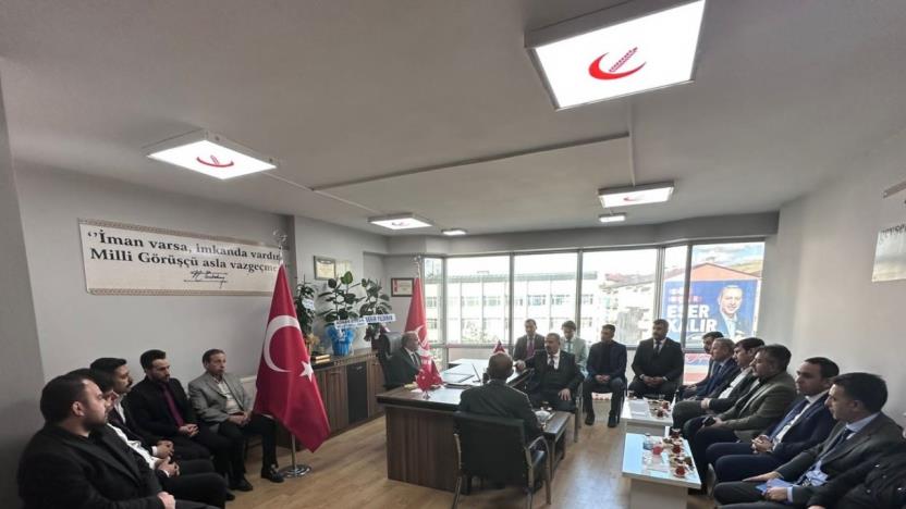 Yavilioğlu, Erzurum’da seçim çalışmalarına katıldı