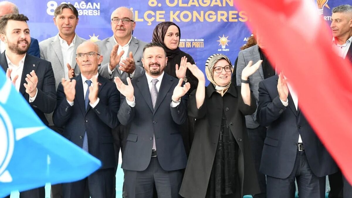 AK Parti İlçe Kongreleri Balıkesir’de Devam Ediyor