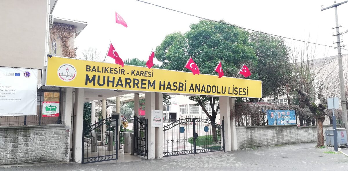 EĞİTİMDE KALİTENİN SEMBOLÜ: MUHARREM HASBİ ANADOLU LİSESİ