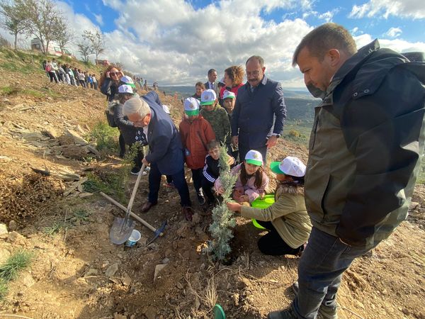 Erdek Belediye Başkanı Burhan