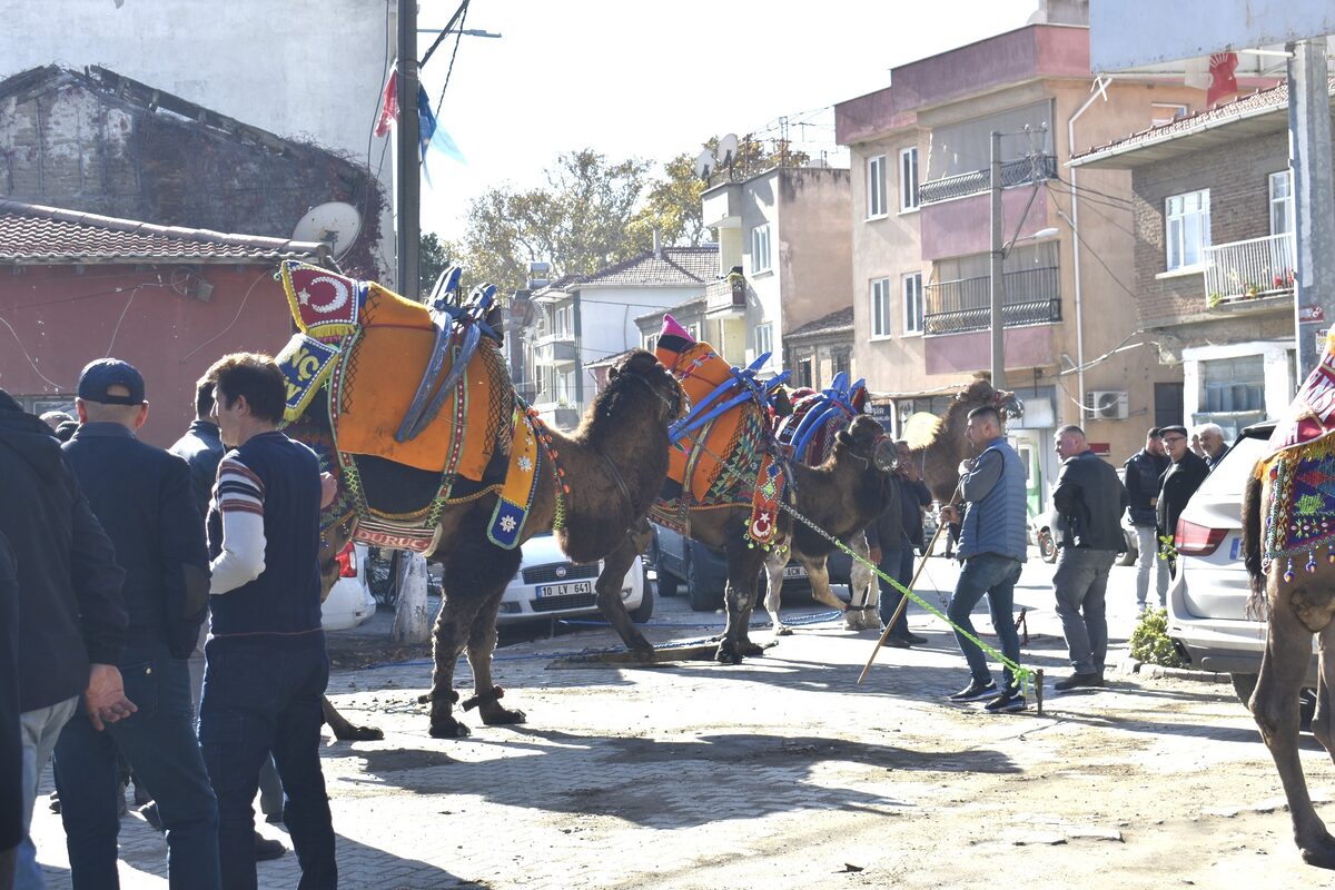 Havran Deveciler Derneği'nin geleneksel