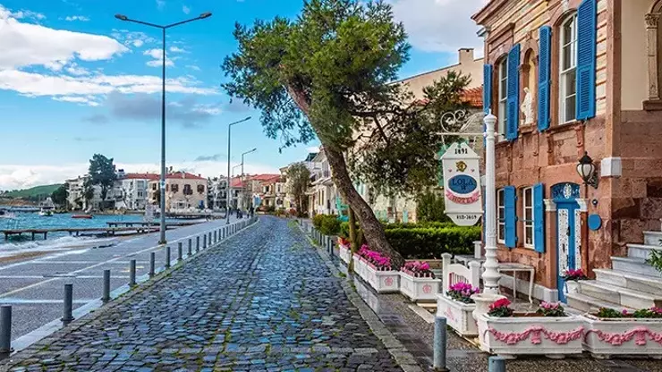 Ege’nin incisi Foça, Balıkesirliler