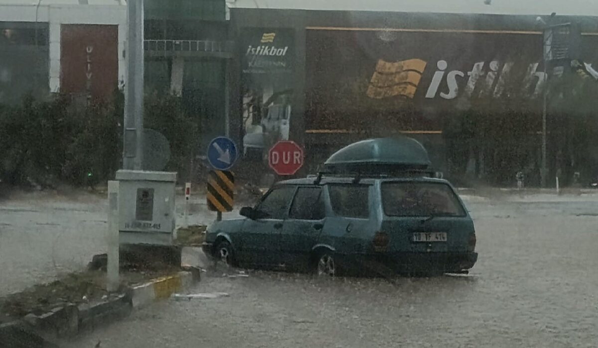 Kısa süreli yağmur Edremit