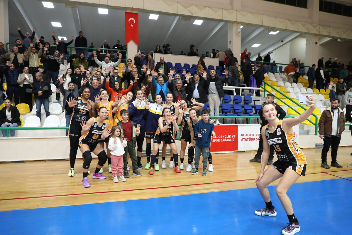 Türkiye Kadınlar Basketbol Ligi’nde