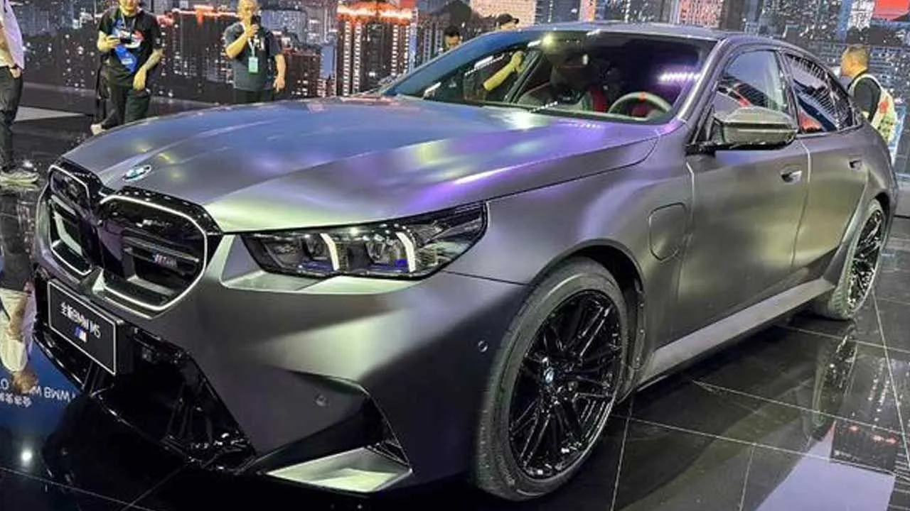 Yeni BMW M5, 727