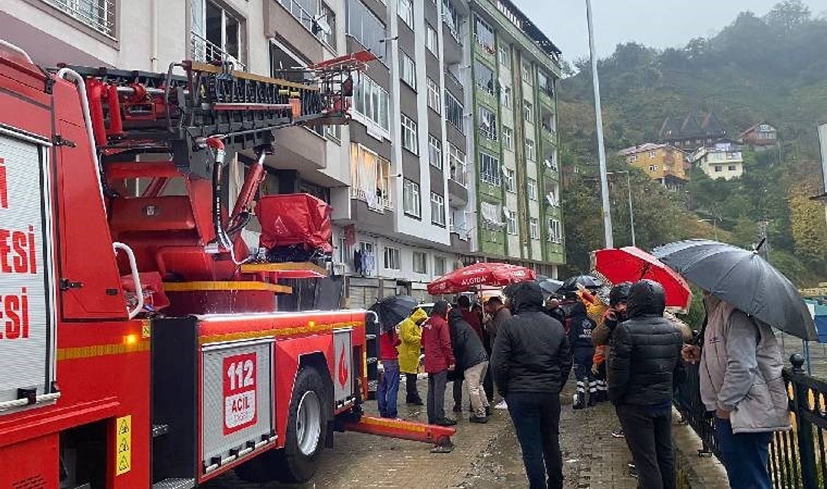 Çayeli’nde meydana gelen heyelanda