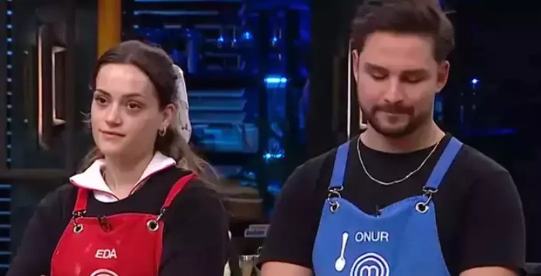 MasterChef Türkiye’de finale doğru heyecan dorukta. 15 Aralık akşamı eleme