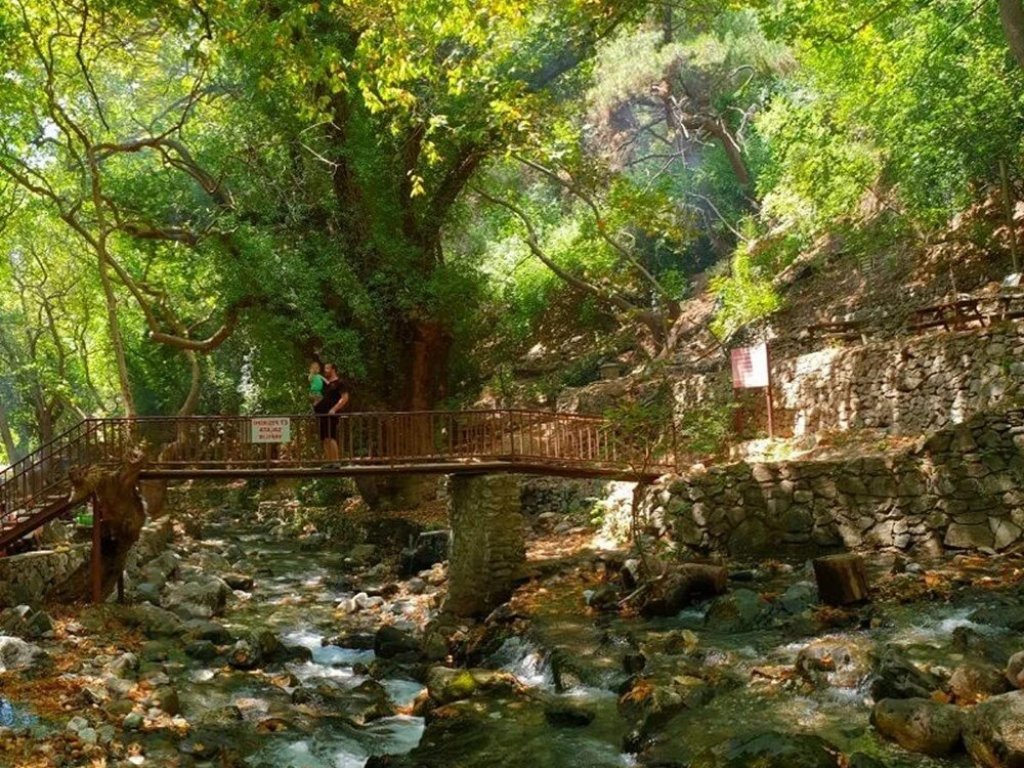 Tarihi ve doğal güzellikleriyle