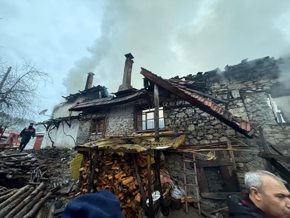 AW359495 04 - Marmara Bölge Gazetesi